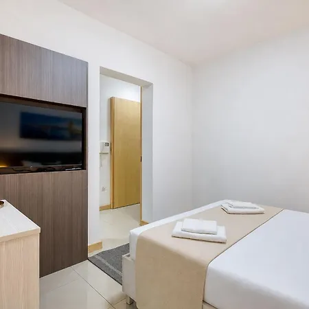 Belmonte Heights Flat 2bdr * Sliema